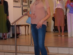 Fashion Show in der Contemplor Galerie Wien am 16. 03. 2024